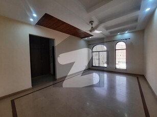 1 Kanal Separate Gate Upper Portion For Rent In DHA Phase 06 DHA Phase 6