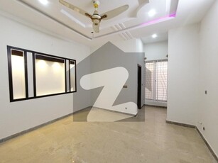 1 Kanal Spacious Lower Portion Available In G-14 For Rent G-14