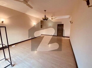 1 Kanal Upper Portion With Separate Gate For Rent In DHA Phase 6 DHA Phase 6