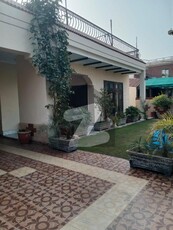 1 Kanal Well Maintained Modern Design House Available For Sale In DHA Phase 1 DHA Phase 1 Block D
