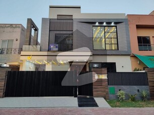 10 MARLA BRAND NEW ULTRA LUXURY DESIGNER HOUSE FOR SALE IN JANIPER BLOCK BAHRIA TOWN LAHORE Bahria Town Janiper Block