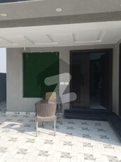 10 MARLA HOUSE FOR RENT IN BAHRIA TOWN LAHORE Bahria Town Sector C