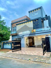 10 Marla House For Sale In Talha Block Bahria Town Lahore Bahria Town Talha Block