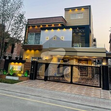 10 Marla House With Owern Metting for Sale In Rafi Block Bahira town Lahore Bahria Town Rafi Block