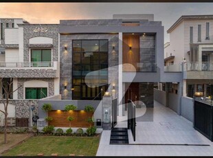 10 Marla Modern House DHA 11 Rahbar Phase 1 Block C