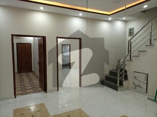 5 MARLA BEAUTIFUL HOUSE FOR SALE IN PARAGON CITY Paragon City