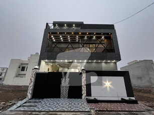 6 MARLA LUXURY HOUSE ON PRIME LOCATION Al Rehman Garden Phase 2