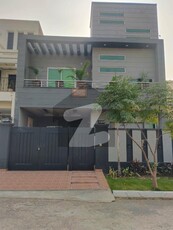 7 Marla Brand New House For Sale On 30 Ft Road Near To Park Lake City Sector M-7A