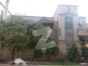 Askari 11, Sector A, 12 Marla, 4 Bed Luxury House For Rent Askari 11 Sector A
