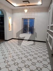 Hot Location 1 Kanal House For Rent In DHA Phase 4 Block-GG Lahore. DHA Phase 4 Block GG
