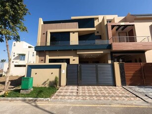Prime Location House Of 5 Marla Is Available For Sale In New Lahore City Phase 2
