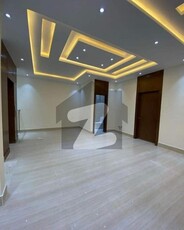 3 bed dd new portion available for rent Gulshan-e-Iqbal Block 6