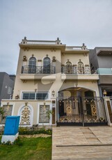 5 MARLA BRAND NEW MODERN DESIGN BUNGLOW AVAILABLE FOR rent IN DHA PHASE 6 DHA 9 Town