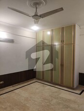 5 Marla upper Portion available for rent in Johar Town near Punjab College Johar Town Phase 2 Block R1