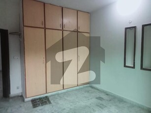 7.5 Marla Lower Portion Available On Rent Johar Town Phase 2