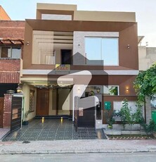 ARZ PROPERTIES OFFERS10 MARLA EXCELLENT NEW GOOD CONDITION LOWER PORTION FOR RENT IN SHAHEEN BLOCK BAHRIA TOWN LAHORE Bahria Town Shaheen Block