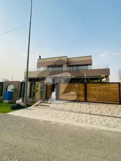 DHA Phase 5, Block M, 1 Kanal, 3 Bed, Brand New Upper Portion For Rent. DHA Phase 5 Block M