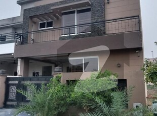 5 Marla Luxury House Available For RENT In DHA Phase 9 Town Lahore DHA 9 Town Block D