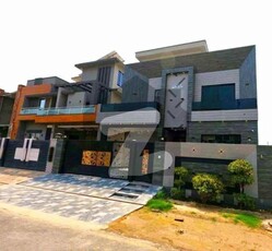 Hotlocation 10 Marla Modern Design House For Rent In Block-M DHA Phase 8 Lahore. DHA Phase 8 Block M