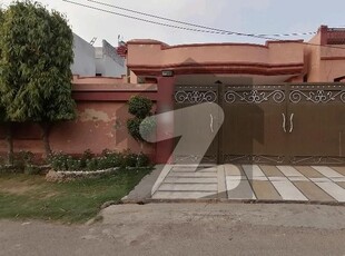 Single Storey 1 Kanal House Available In Marghzar Officers Colony For sale Marghzar Officers Colony