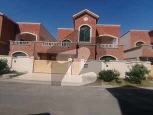 Spacious 12 Marla House Available For sale In Askari 3 Askari 3