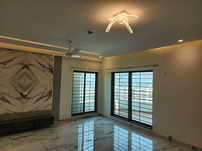 Ideal Location 10 Marla Apartment Available For Sale In Askari 11