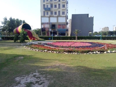 Stunning 10 Marla Residential Plot In Bahria Town - Talha Block Available