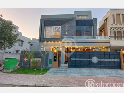 10 Marla House For Sale In Hussain Block, Bahria Town, Lahore
