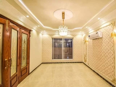 1 kanal well maintained Used House for sale in dha phase 4