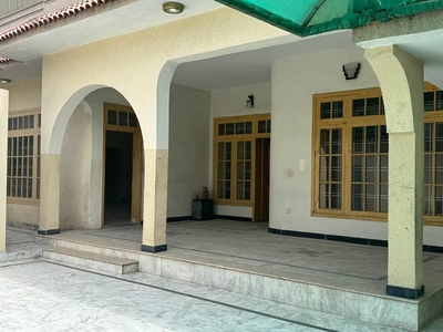 Prime Location In Hayatabad Phase 2 Of Peshawar, A 1 Kanal House Is Available