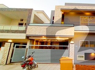 Brand New stylish double unit house 10 marla Bahria Town Phase 8