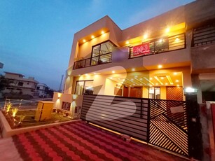 desiger Brand new 7 marla double unit house for rent Bahria Town Phase 8