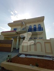 HOUSE AVAILABLE FOR SALE C-1 SIZE 9 MARLA IN MULTI GARDENS B-17 ISLAMABAD B-17