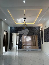 10 Marla Brand New house For Sale And Direct Meeting With Owner In Park View City Lahore. Park View City