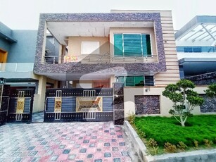 10 marla Stylish brand new luxury owner built double unit house. Bahria Town Phase 8