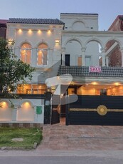 8 MARLA HOUSE FOR SALE IN D BLOCK PHASE 2 BAHRIA ORCHARD LAHORE AT PRIME LOCATION Low Cost Block D