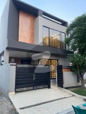 Beautiful house 5 marla brand new double story for sale available DHA 11 Rahbar Phase 2