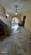 Prime Location 1800 Square Feet Flat For sale In Clifton - Block 9 Karachi In Only Rs. 40000000 Clifton Block 9
