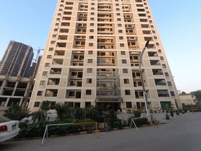 Prime Location Flat Available For sale In Defence Executive Apartments