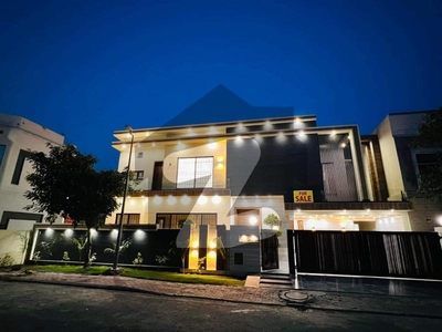 1 Kanal Luxury House For Sale In Bahria Town Centre Bahria Town Jasmine Block
