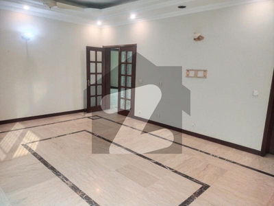 1 kanal Upper Portion Lower Lock Independent House Available for Rent in DHA Phase 4 DHA Phase 4 Block EE