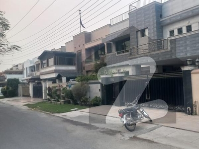 10 Marla 04 Bedrooms House Available For Rent In Askari 10 Sector B Lahore Cantt Askari 10 Sector B