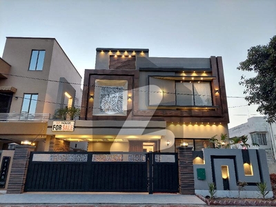 10 MARLA BEAUTIFUL HOUSE FOR SALE IN OVERSEAS A BLOCK BAHRIA TOWN LAHORE Bahria Town Overseas A