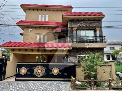 10 Marla Corner Double Story House IS Available For Sale Soan Garden Block H