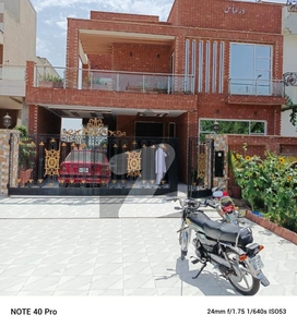 10 Marla Ideal Location Brand New House For Sale in Plot Price in Rose Block Park View City Lahore Park View City Rose Block