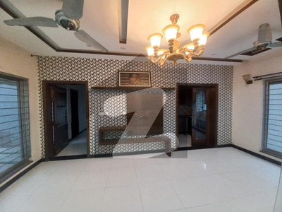 10 Marla Lower Lock Upper Portion For Rent In DHA Phase 8 Lahore DHA Phase 8 Ex Air Avenue