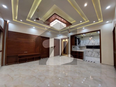 10 Marla New House For Sale At Very Ideal Location In Bahria Town Lahore Bahria Town Sector C
