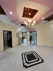 10 Marla Slightly Use Upper Portion For Rent In Bahria Town Lahore Bahria Town Gulbahar Block