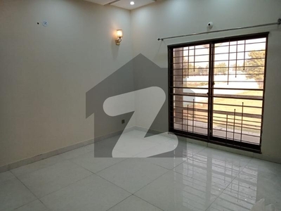 10 Marla Upper portion For Rent In Over Sea A block Bahria town lahore Bahria Town