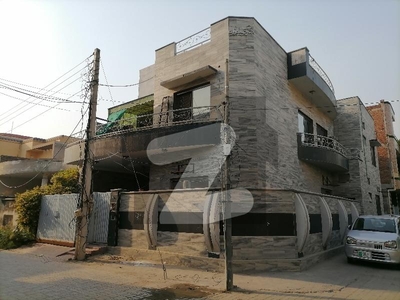 10 MARLA Corner House For Sale Johar Town Phase 1 Owner Build Marble Following Near Canal Road Near G1 Market Johar Town Phase 1